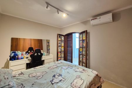 Casa à venda com 182m², 3 quartos e 2 vagasQuarto 2