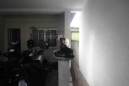 Casa à venda com 270m², 1 quarto e 1 vaga Casa à venda com 270m², 1 quarto e 1 vagaGaragem