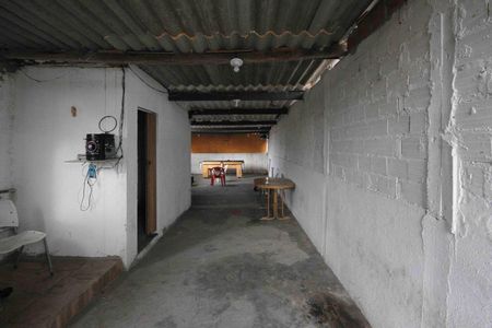 Casa à venda com 270m², 1 quarto e 1 vaga Casa à venda com 270m², 1 quarto e 1 vagaTerraço