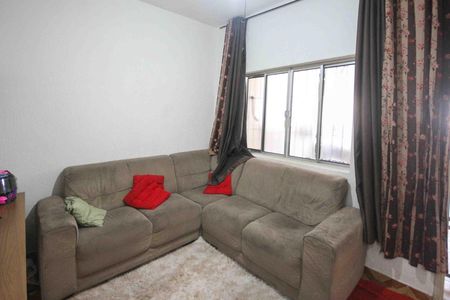 Casa à venda com 270m², 1 quarto e 1 vaga Casa à venda com 270m², 1 quarto e 1 vagaSala