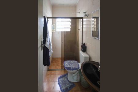 Casa à venda com 270m², 1 quarto e 1 vaga Casa à venda com 270m², 1 quarto e 1 vagaBanheiro