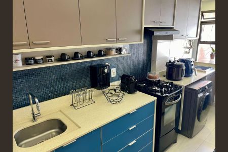 Apartamento à venda com 66m², 2 quartos e 1 vaga Apartamento à venda com 66m², 2 quartos e 1 vagaCozinha