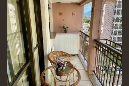 Apartamento à venda com 66m², 2 quartos e 1 vaga