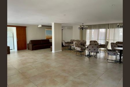 Apartamento à venda com 66m², 2 quartos e 1 vaga