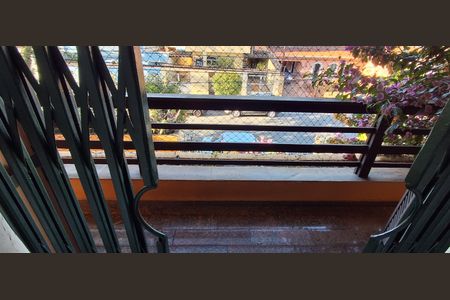 Casa à venda com 298m², 4 quartos e 3 vagas Casa à venda com 298m², 4 quartos e 3 vagasSacada suíte 1