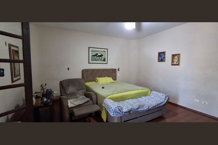 Casa à venda com 298m², 4 quartos e 3 vagas Casa à venda com 298m², 4 quartos e 3 vagasSuíte 1