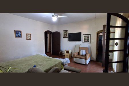 Casa à venda com 298m², 4 quartos e 3 vagas Casa à venda com 298m², 4 quartos e 3 vagasSuíte 1