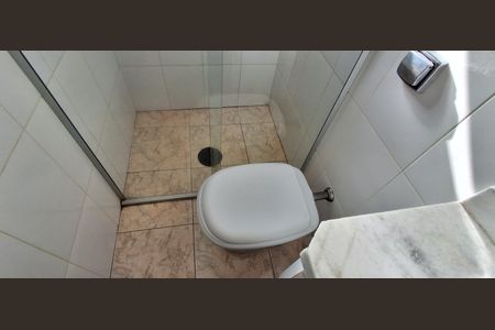 Casa à venda com 298m², 4 quartos e 3 vagas Casa à venda com 298m², 4 quartos e 3 vagasBanheiro 3