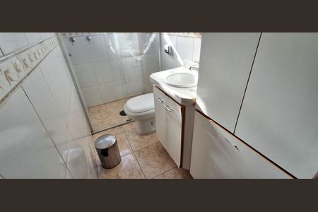 Casa à venda com 298m², 4 quartos e 3 vagas Casa à venda com 298m², 4 quartos e 3 vagasBanheiro 3