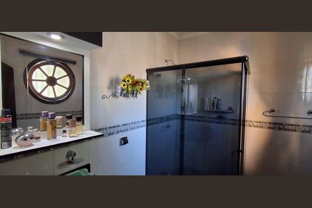 Casa à venda com 298m², 4 quartos e 3 vagas Casa à venda com 298m², 4 quartos e 3 vagasBanheiro