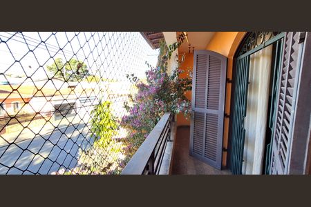 Casa à venda com 298m², 4 quartos e 3 vagas Casa à venda com 298m², 4 quartos e 3 vagasSacada suíte 1