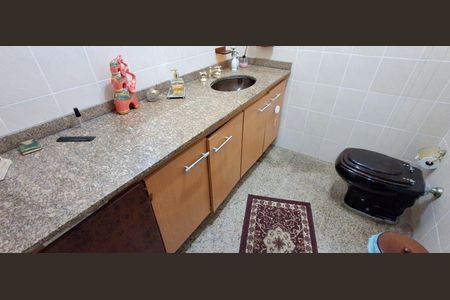 Casa à venda com 298m², 4 quartos e 3 vagas Casa à venda com 298m², 4 quartos e 3 vagasLavabo da Sala