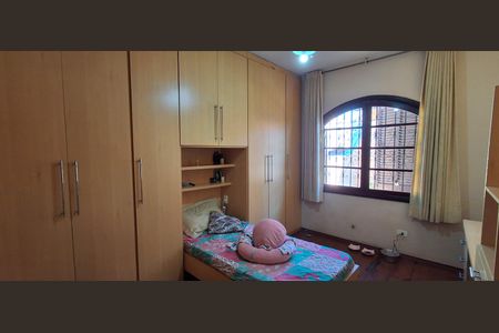 Casa à venda com 298m², 4 quartos e 3 vagas Casa à venda com 298m², 4 quartos e 3 vagasSuíte 4