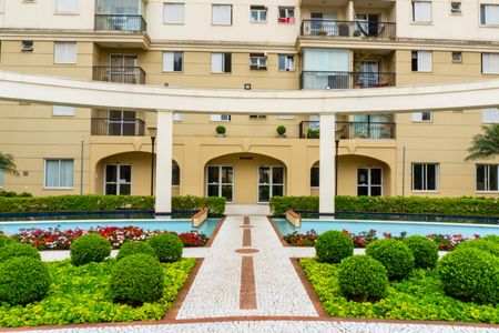 Apartamento à venda com 61m², 3 quartos e 1 vaga Apartamento à venda com 61m², 3 quartos e 1 vagaEntrada