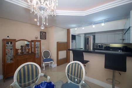 Casa à venda com 90m², 2 quartos e 2 vagasCozinha