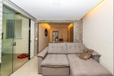 Apartamento à venda com 145m², 3 quartos e 2 vagasSala