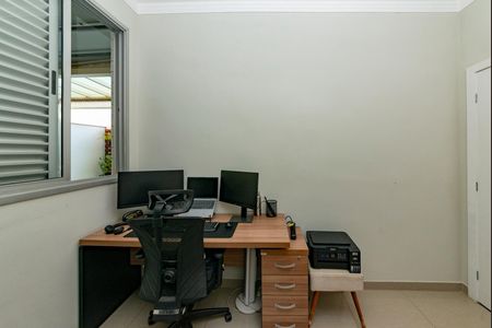 Apartamento à venda com 145m², 3 quartos e 2 vagasQuarto 2