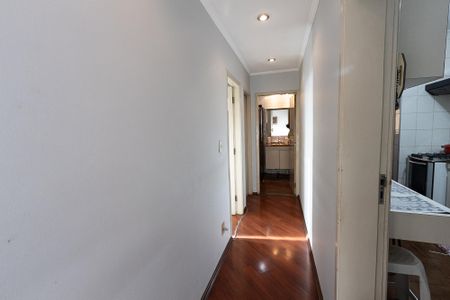 Apartamento à venda com 65m², 2 quartos e 1 vagaCorredor