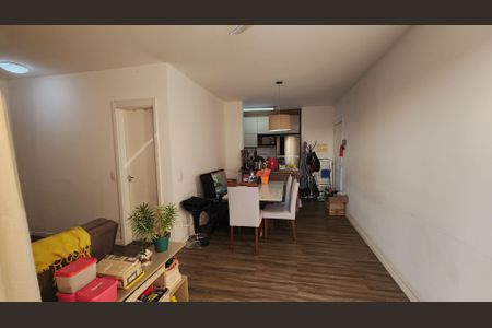 Apartamento à venda com 66m², 2 quartos e 1 vagaSala