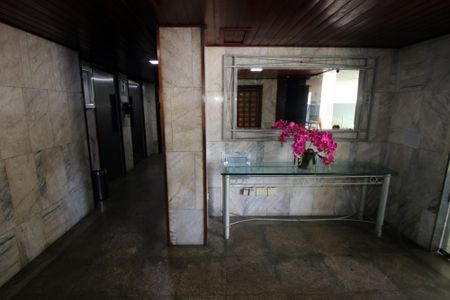 Apartamento à venda com 54m², 2 quartos e 1 vagaHall de entrada