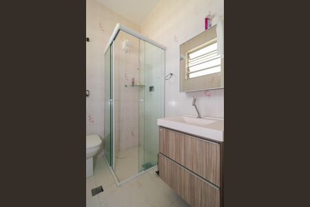 Casa à venda com 181m², 2 quartos e sem vagaBanheiro da Suíte