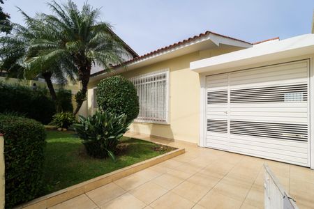 Casa à venda com 181m², 2 quartos e sem vagaÁrea externa