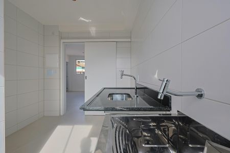 Apartamento à venda com 55m², 2 quartos e 2 vagas Apartamento à venda com 55m², 2 quartos e 2 vagasCozinha e Área de Serviço