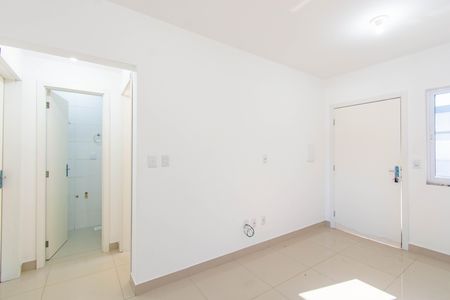 Apartamento à venda com 45m², 2 quartos e 1 vaga Apartamento à venda com 45m², 2 quartos e 1 vagaSala