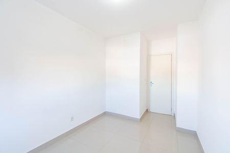 Apartamento à venda com 45m², 2 quartos e 1 vaga Apartamento à venda com 45m², 2 quartos e 1 vagaQuarto
