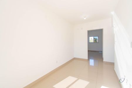 Apartamento à venda com 45m², 2 quartos e 1 vaga Apartamento à venda com 45m², 2 quartos e 1 vagaSala