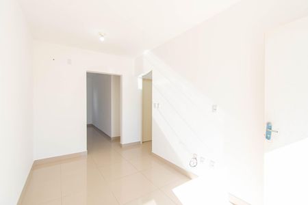 Apartamento à venda com 45m², 2 quartos e 1 vaga Apartamento à venda com 45m², 2 quartos e 1 vagaSala