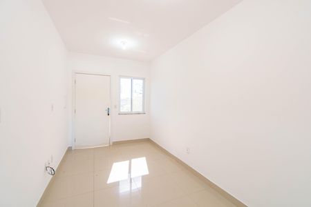 Apartamento à venda com 45m², 2 quartos e 1 vaga Apartamento à venda com 45m², 2 quartos e 1 vagaSala