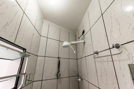 Casa à venda com 40m², 1 quarto e sem vagaBanheiro - chuveiro