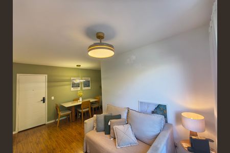 Sala de apartamento à venda com 2 quartos, 52m² em Freguesia (jacarepaguá), Rio de Janeiro