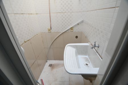 Studio para alugar com 19m², 1 quarto e sem vagaBanheiro - Tanque