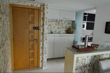 Apartamento para alugar com 90m², 3 quartos e 2 vagasSala