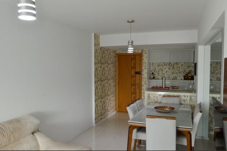 Apartamento para alugar com 90m², 3 quartos e 2 vagasSala