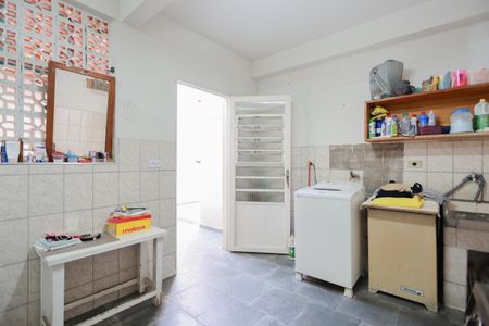 Casa à venda com 180m², 2 quartos e 2 vagasÁrea de serviço