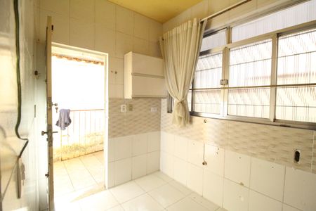 Casa de condomínio para alugar com 160m², 3 quartos e 2 vagasÁrea de serviço