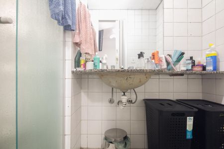 Apartamento à venda com 75m², 3 quartos e 1 vaga Apartamento à venda com 75m², 3 quartos e 1 vagaBanheiro Suíte