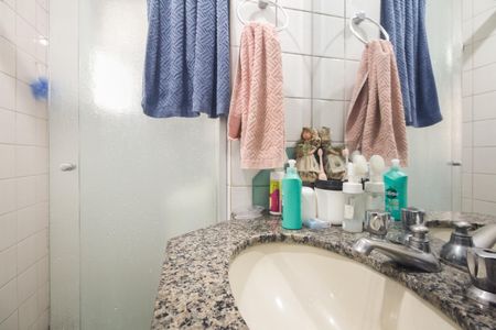 Apartamento à venda com 75m², 3 quartos e 1 vaga Apartamento à venda com 75m², 3 quartos e 1 vagaBanheiro Suíte