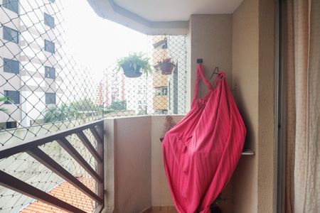 Apartamento à venda com 75m², 3 quartos e 1 vaga Apartamento à venda com 75m², 3 quartos e 1 vagaVaranda