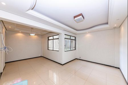 Apartamento à venda com 90m², 3 quartos e 1 vaga Apartamento à venda com 90m², 3 quartos e 1 vagaSala