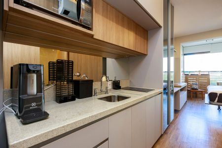 Studio para alugar com 27m², 0 quarto e sem vaga Studio para alugar com 27m², 0 quarto e sem vagaStudio