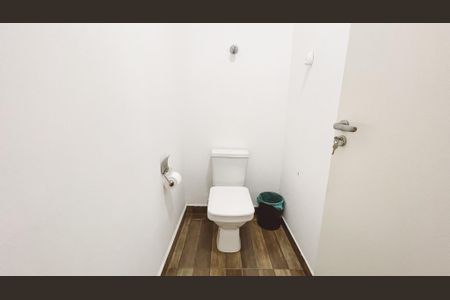 Casa à venda com 260m², 2 quartos e 3 vagasBanheiro