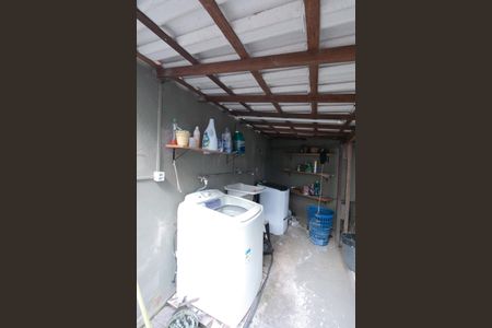 Casa à venda com 318m², 4 quartos e 3 vagasÁrea de Serviço