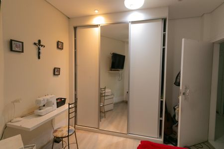Casa à venda com 318m², 4 quartos e 3 vagasQuarto 4