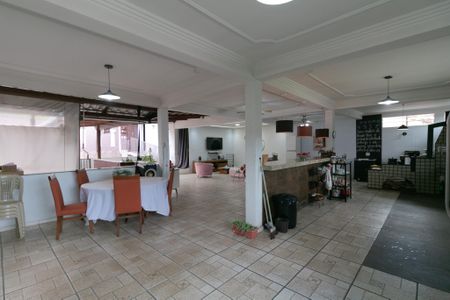 Casa à venda com 318m², 4 quartos e 3 vagasCobertura - Sala/cozinha