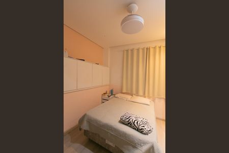 Casa à venda com 318m², 4 quartos e 3 vagasQuarto