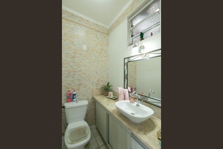 Casa à venda com 318m², 4 quartos e 3 vagasBanheiro da Cobertura - Sala/cozinha